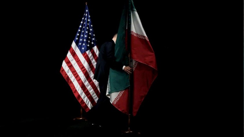 Iranpress: إيران لن تتفاوض مع أمريكا قبل إلغائها الحظر بالكامل