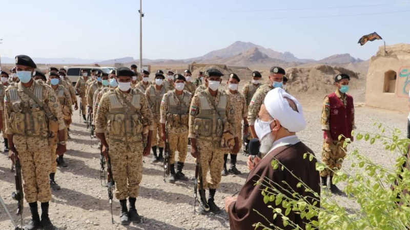 Iranpress: قوات حرس الحدود الإيراني أكثر مقومات المجتمع قيمة