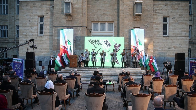 Iranpress: حفل ‘نوروز المحبة’ في طهران بمشاركة 80 دولة