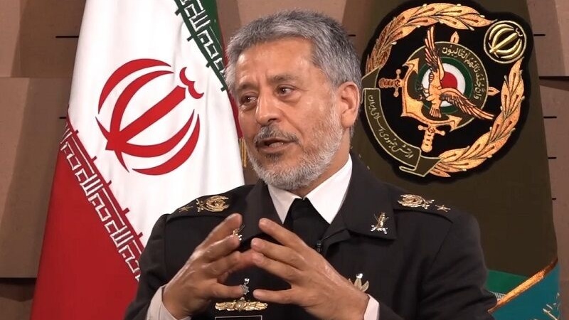 Iranpress: مساعد قائد الجيش: يجب منع القوى الكبرى من استغلال الخليج الفارسي