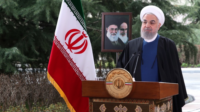 Iranpress: الرئيس روحاني يهنئ العام الإيراني الجديد