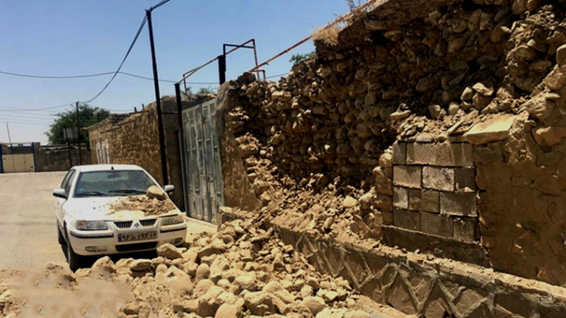 Iranpress: زلزال يهز مدينة فارياب بكرمان