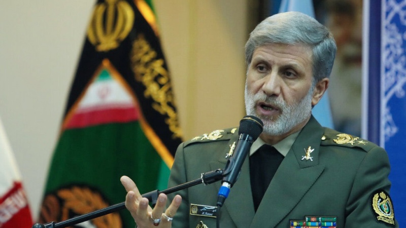 Iranpress: وزير الدفاع الإيراني يرد على ترهات الكيان الإسرائيلي
