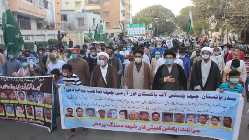 Iranpress: مظاهرات في مدن باكستانية احتجاجًا على اختطاف مواطنين شيعة
