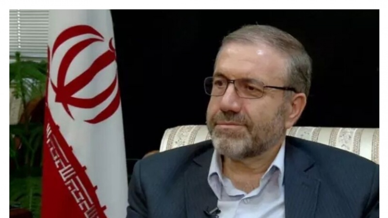 Iranpress: إيران تؤكد على ضرورة المزيد من مراقبة الحدود
