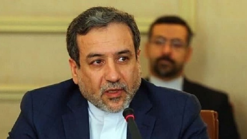 Iranpress: عراقجي: قبل رفع إجراءات الحظر بالكامل لن تتوقف النشاطات النووية الإيرانية