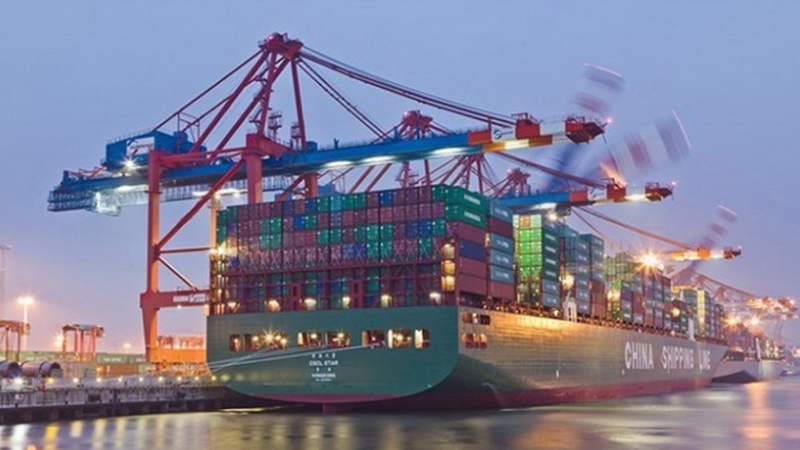 Iranpress: خطة لرفع مستوى التجارة الخارجية بنسبة 21%