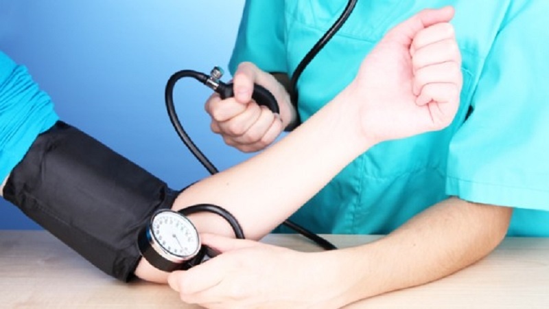 Iranpress: ما مدى تأثير الصيام على مرضى ضغط الدم المرتفع ؟