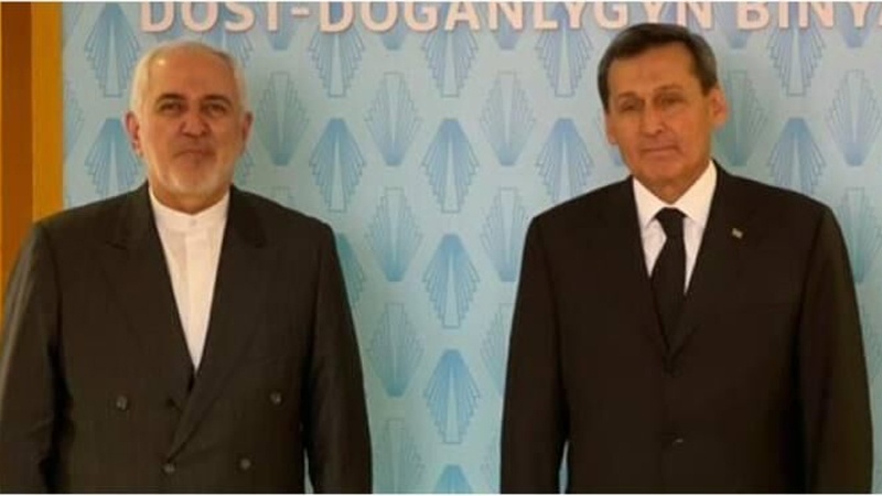 Iranpress: إيران وتركمنستان تؤكدان تطوير العلاقات