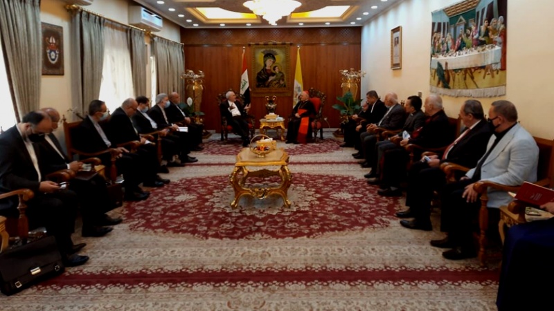 Iranpress: ظريف: إيران والعراق تربطهما علاقات مختلفة