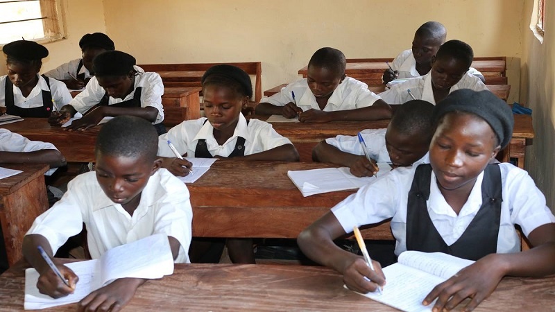 Iranpress: خطف عشرات الطلاب من مدرسة إسلامية في نيجيريا
