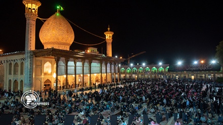 مراسم إحياء ليلة القدر الثانية في المدن الإيرانية