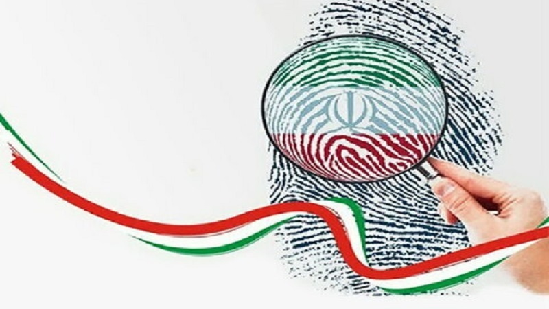 Iranpress: الداخلية الإيرانية : تمديد فترة التصويت حتى الساعة 9 مساءً