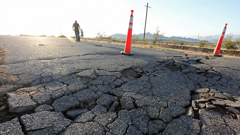 Iranpress: زلزال بقوة  5.3 درجة يضرب ولاية كاليفورنيا الأمريكية 