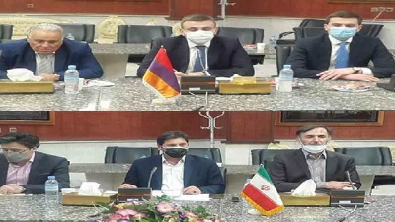 Iranpress: التجارة بين إيران وأرمينيا تشهد نموًا إيجابيًا