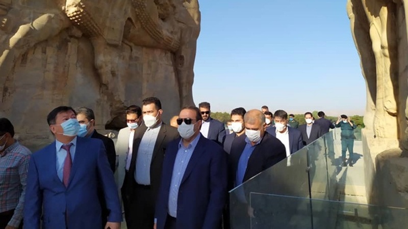وزير الداخلية الطاجيكي يؤكد على تعزيز التعاون مع إيران