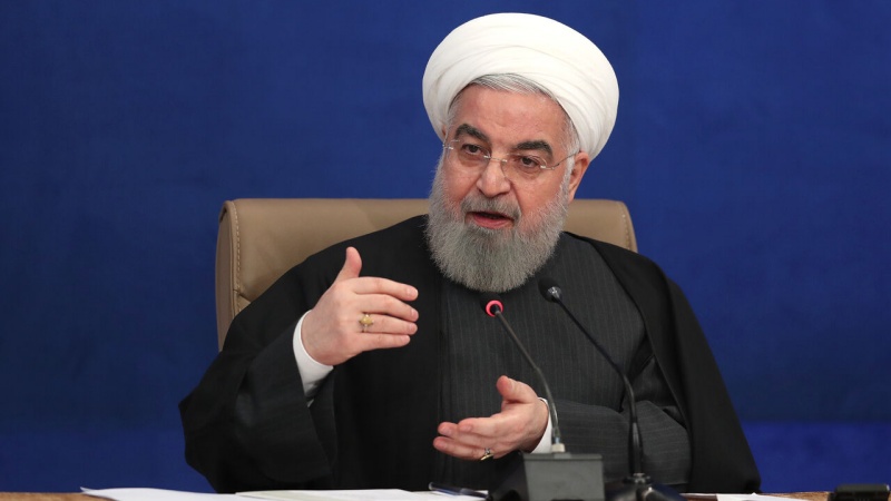 Iranpress: الرئيس روحاني: سيتم تسريع عملية التطعيم بعد حل مشكلة استيراد اللقاحات