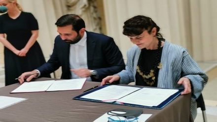 توقيع اتفاقية تعاون بين متحفي نياوران الإيراني وبوشكين الروسي