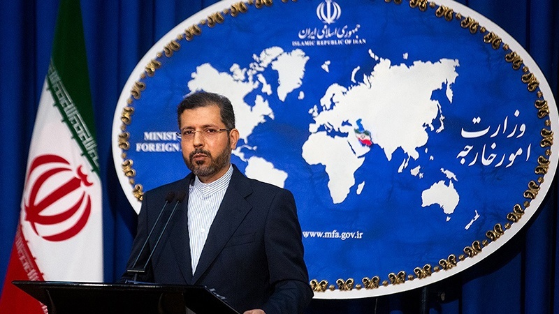 Iranpress: إيران تعرب عن تعازيها لروسيا في ضحايا حادث تحطم طائرة ركاب