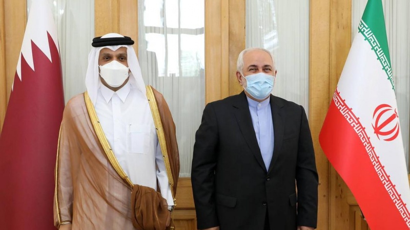 Iranpress: إيران و قطر تشددان على ضرورة تعزيزالعلاقات الثنائية 