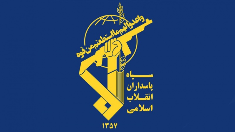 Iranpress: استشهاد أربعة من قوات مقر القدس في جنوب شرق ايران