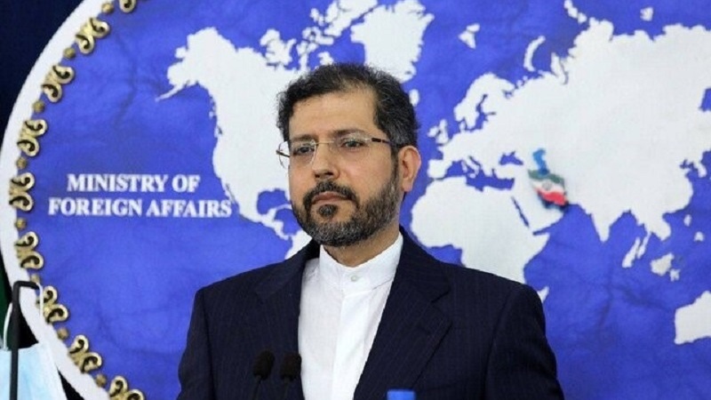 Iranpress: الخارجية: لن تقبل إيران بالتزامات خارج إطار الاتفاق النووي