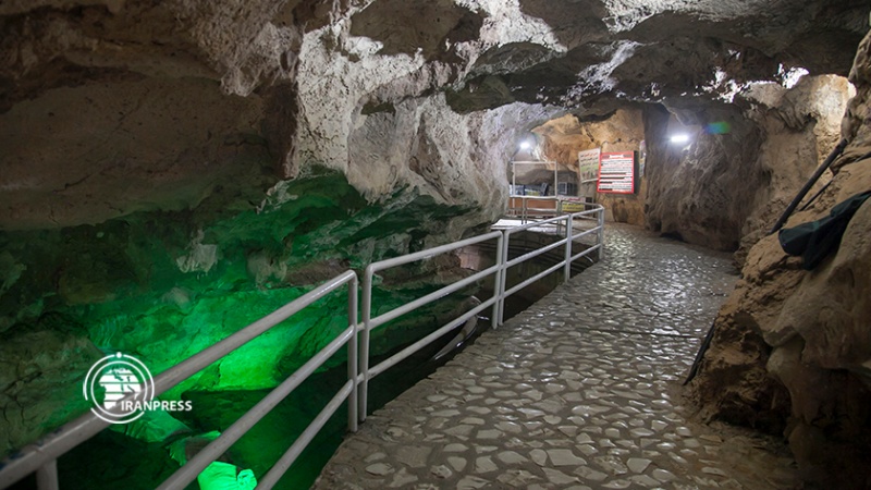 Iranpress: «قوري قلعه».. مغارة عمرها 65 مليون عام
