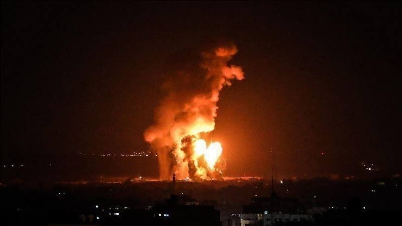 مقاتلات الكيان الصهيوني تشن غارة على موقع جنوبي غزة