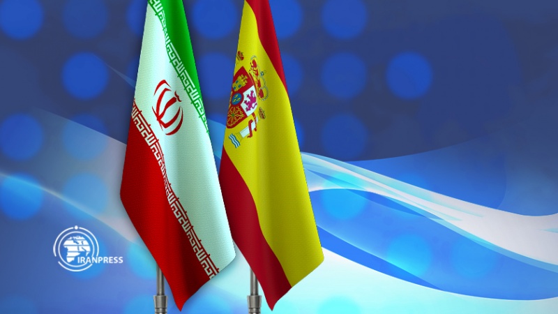 Iranpress: إيران وإسبانيا تؤكدان على ضرورة تنمية التعاون الثقافي والعلمي بينهما