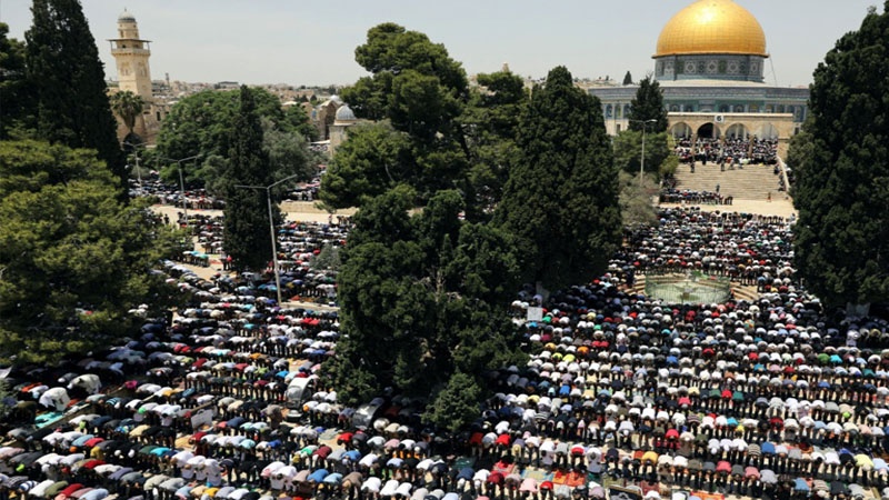 أكثر من 25 ألف مصل أدوا صلاة الجمعة اليوم في المسجد الأقصى المبارك