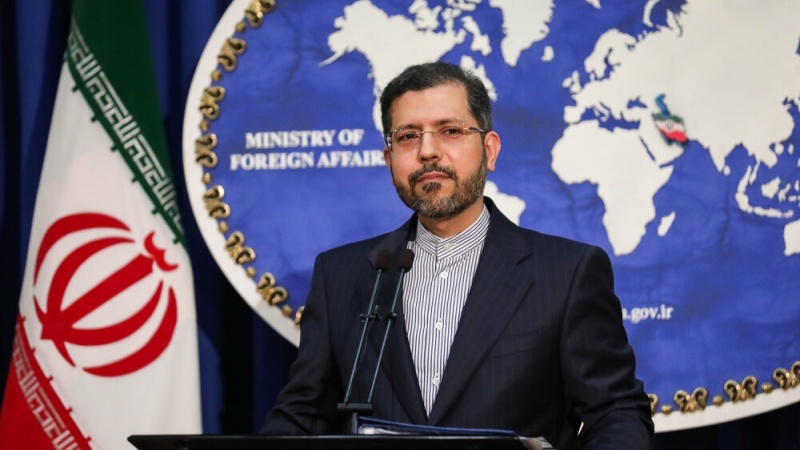 Iranpress: إيران تدين التدخلات الأمريكية في كوبا