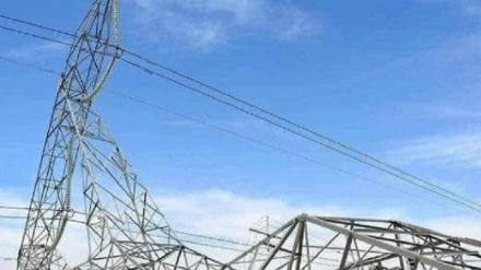 هجوم يستهدف خط نقل الطاقة الكهربائية في العراق
