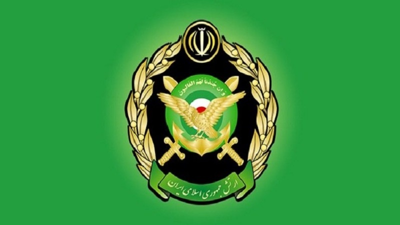 Iranpress: الجيش الإيراني: الصناعات الدفاعية سترد بحسم على عقوبات وتهديدات الأعداء