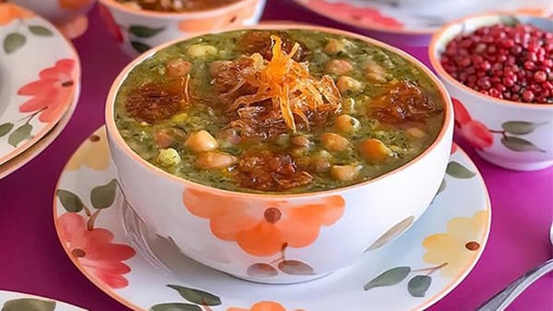 Iranpress: حساء القمح طعام إيراني يمتلك قيمة غذائية عالية