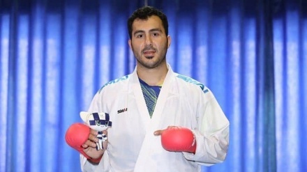 لاعب كاراتيه إيراني يفوز على منافسه الأمريكي في أولمبياد طوكيو