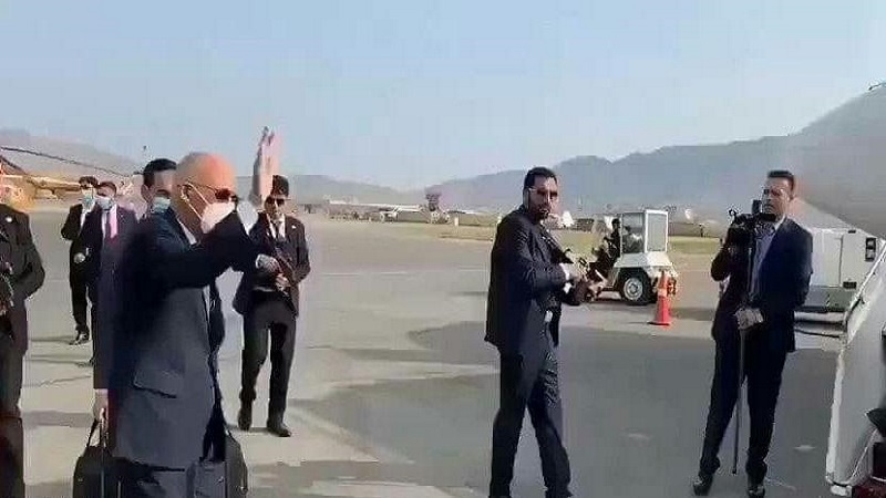 Iranpress: الرئيس أشرف غني غادرأفغانستان متجهًا إلى طاجيكستان