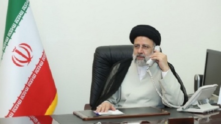 محادثة هاتفية بين الرئيسين الإيراني والروسي 