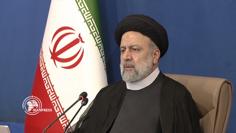 Iranpress: الرئيس الإيراني: عازمون على تنفيذ العدالة