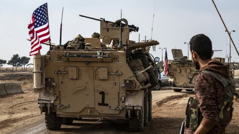 Iranpress: وهكذا تنقل القوات الأمريكية مقومات‌ داعش إلى سوريا