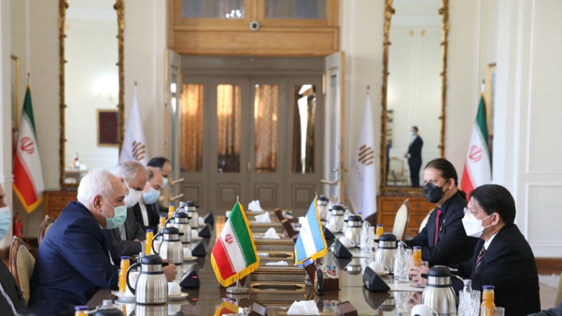 Iranpress: إيران ونيكاراغواي تؤكدان على توسيع العلاقات