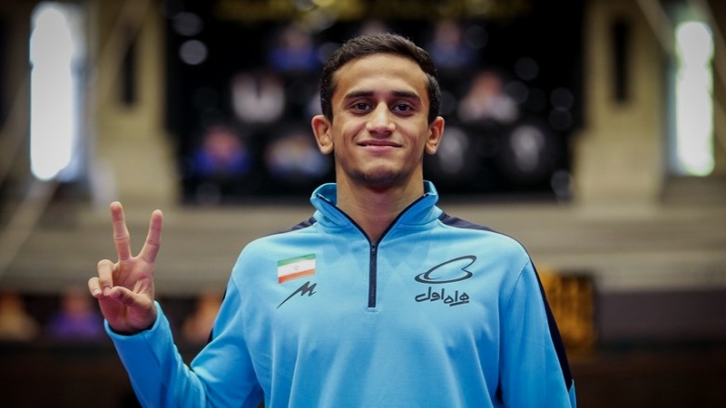 Iranpress: إيراني يحصد الذهبية في بطولة العالم للمصارعة للشباب