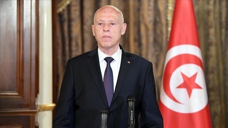 Iranpress: العفو الدولية: الرئيس التونسي يمنع 50 شخصا من السفر