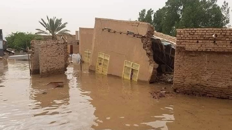 Iranpress: السيول تجتاح بعض الولايات السودانية
