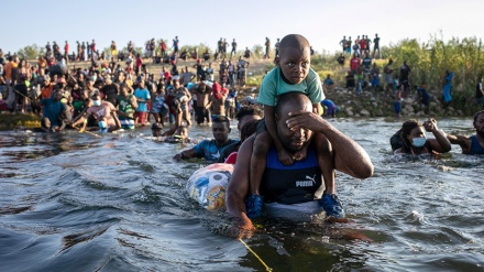 أمريكا تخطط لإعادة 12 ألفا من طالبي اللجوء إلى هايتي