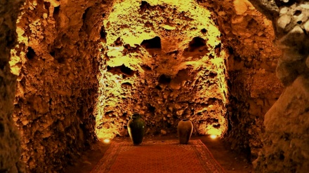 شاهد بالصور .. مدينة تفرش الأثرية تحت الأرض عمرها أكثر من ألف عام