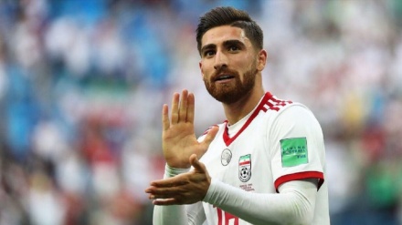 لاعب كرة قدم إيراني يرفض اللعب مع فريق إسرائيلي