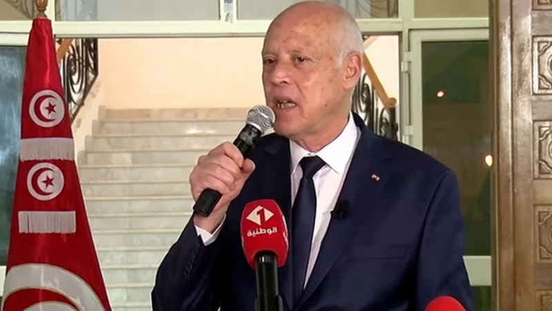 الرئيس التونسي : سأغيّر قانون الإنتخابات