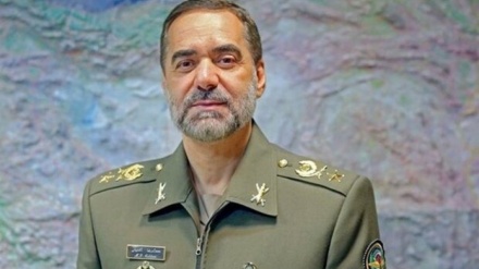 الأعداء لن ينجحوا في استراتيجيتهم ضد القوة الصاروخية الإيرانية