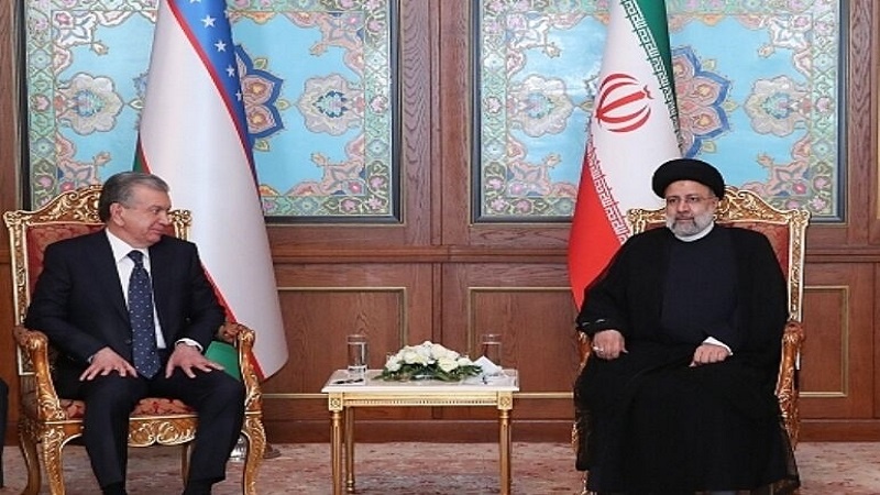 Iranpress: رئيسي يوكد ضرورة ارتقاء مستوى العلاقات الاقتصادية بين إيران وأوزبكستان