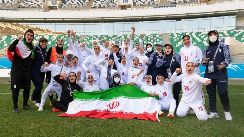Iranpress: تأهل المنتخب الإيراني لكرة القدم للسيدات إلى نهائيات كأس آسيا 2022
